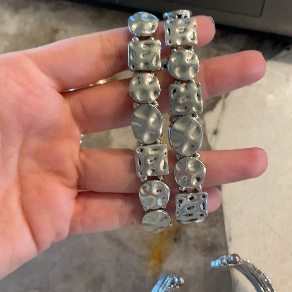 Bracelet sets - Picture 3 of 6